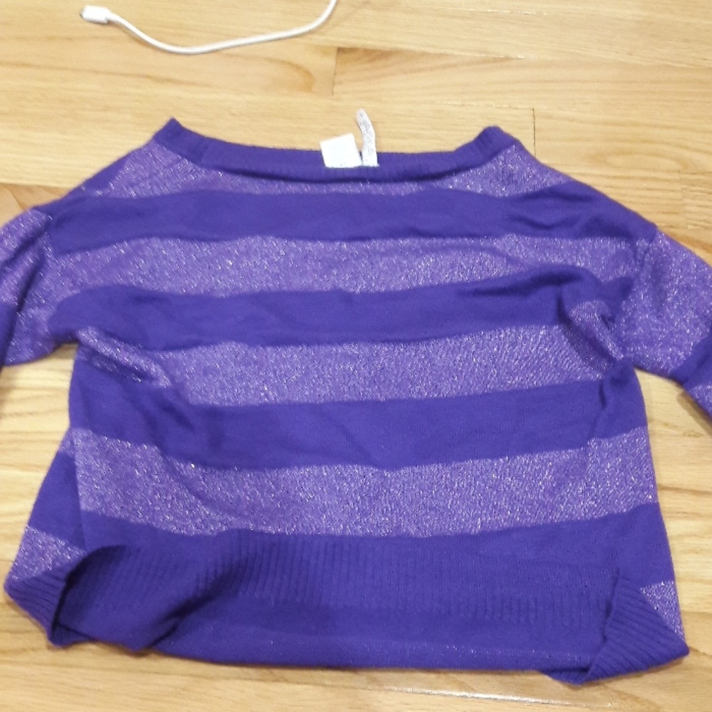 Shirt - Picture 2 of 3